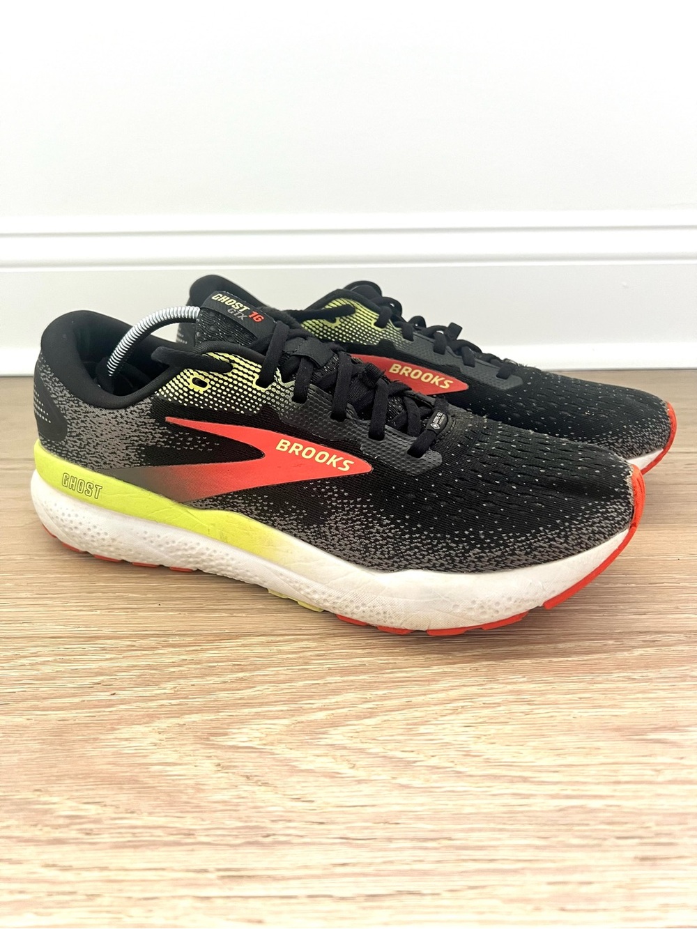 Brooks Ghost 16 GTX GORE-TEX Men's Size 11.5D Running Shoes Sneakers 1104301D049